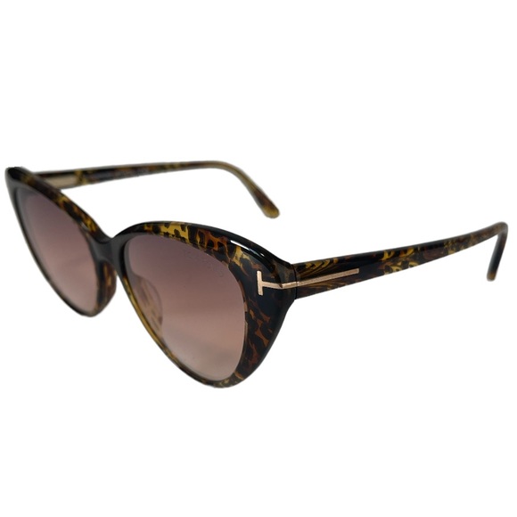 Tom Ford Women’s Sunglasses TF869 Cat Eye Yellow Havana lens Gradient - Picture 7 of 12